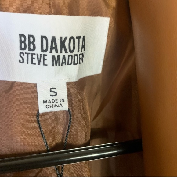 BB Dakota Steve Madden NWT Faux Leather Blazer Jacket Size Small - Picture 2 of 6